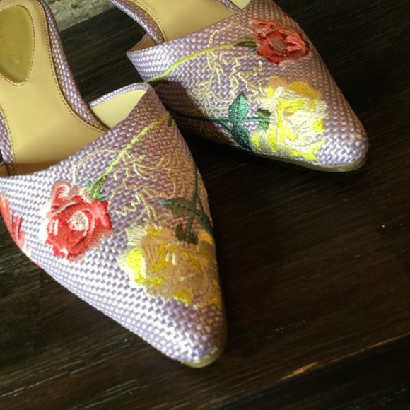 Liz Claiborne canvas embroidery floral slide in heels - Picture 4 of 5